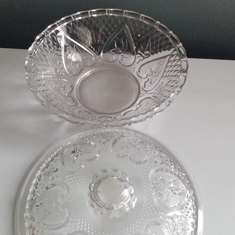 Clear Crystal Glass Footed Bowl With Dome Shape Lid Heart Etched Vintage Serving